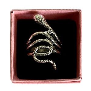 Silver Metal Snake Ring Size 6.5